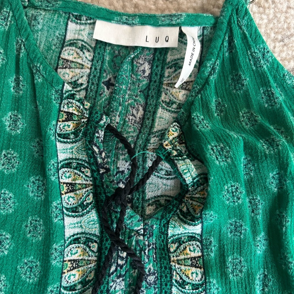 Tank Top with Patterned Design - Picture 2 of 3